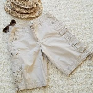 Ann Taylor Loft Khaki Cargo cropped pants
